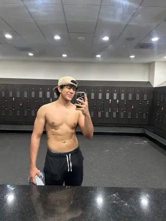 OnlyFans cuenta emaanuel212 avatar 1