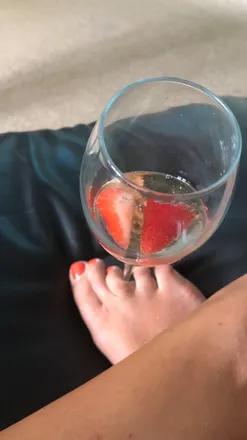 OnlyFans cuenta footfetishfuntime header 2