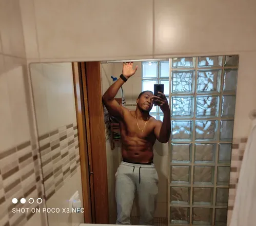 OnlyFans cuenta pablito8111 header 2