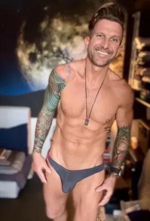 OnlyFans account  fitfortysixxx avatar 1