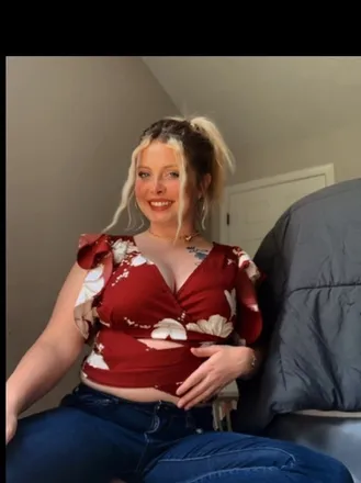 OnlyFans account  bethanysky97 header 2