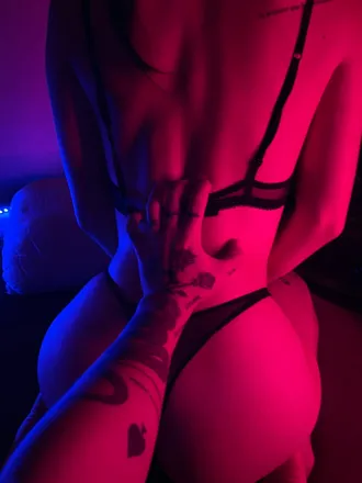 OnlyFans cuenta jhonsonii header 2