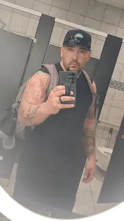 OnlyFans cuenta josh97033 avatar 1