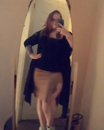OnlyFans account  blueeyes_thiccthighs avatar 1