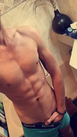 OnlyFans cuenta jamied9500 header 2