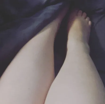 OnlyFans cuenta feetappaqueen header 2