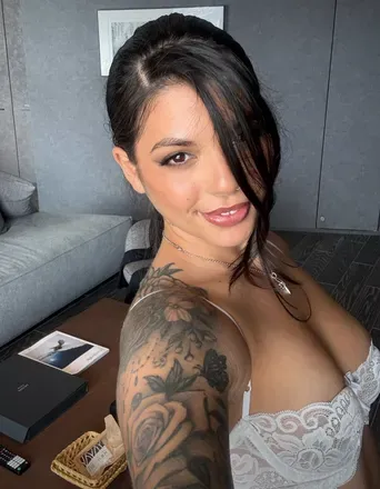 OnlyFans cuenta ginavalentinauncensored avatar 1