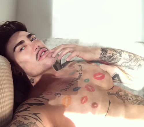 OnlyFans cuenta rickvendeta header 2