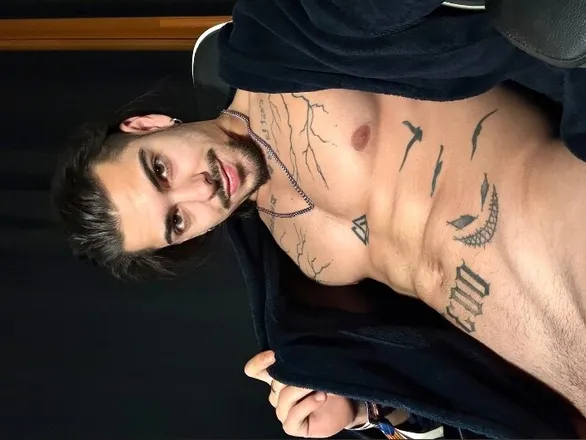 OnlyFans cuenta ortegatoni header 2
