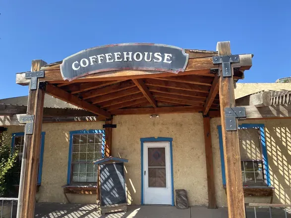 OnlyFans cuenta coffeehousecat header 1
