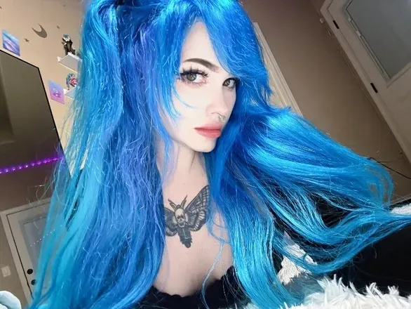 OnlyFans of dollydezzy