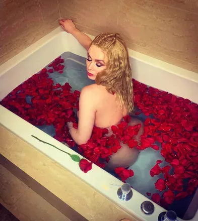 OnlyFans cuenta tshaileybennett header 2
