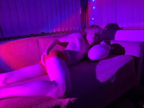 OnlyFans cuenta artem_suchkov header 2