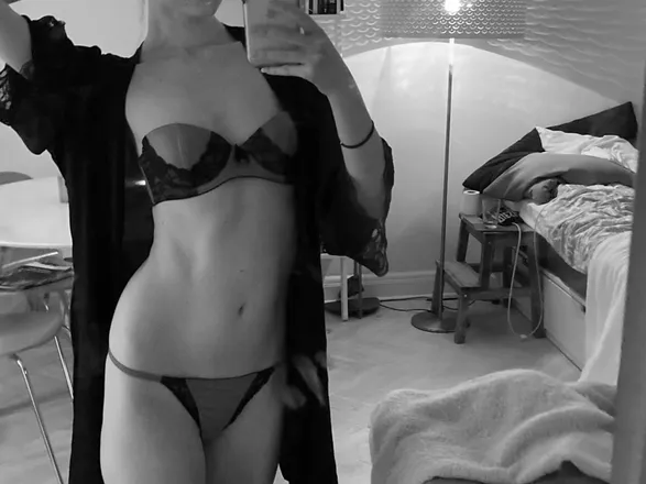OnlyFans cuenta saraniz header 2