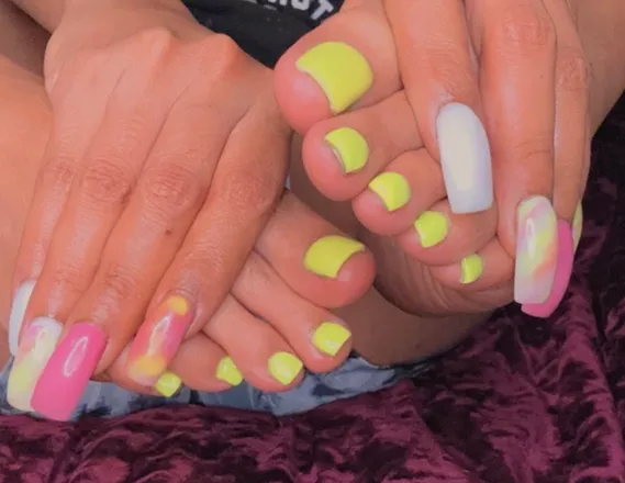 OnlyFans cuenta heyhoney9130 header 2