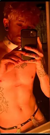 OnlyFans cuenta tamedonlysometimes header 2