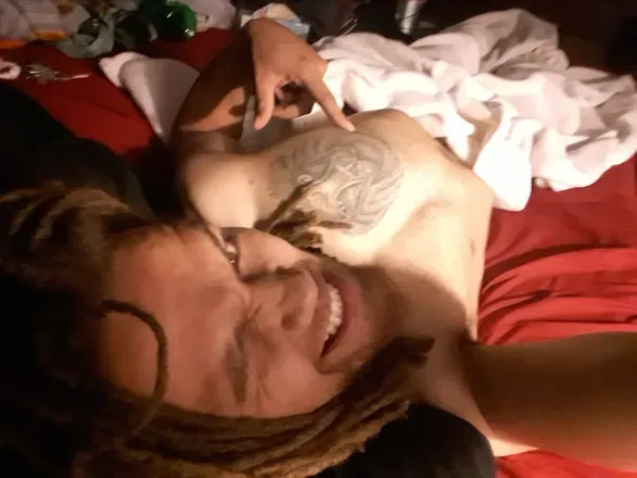OnlyFans cuenta inqbus_raw header 2