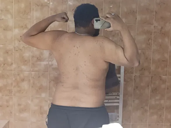 OnlyFans cuenta ampluri avatar 1