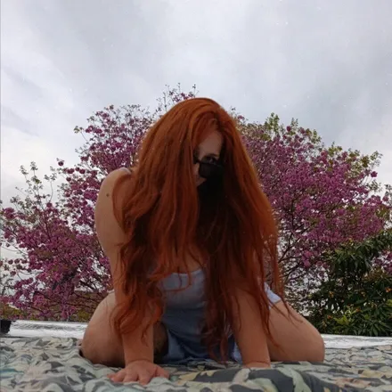 OnlyFans cuenta astridcurvy header 2