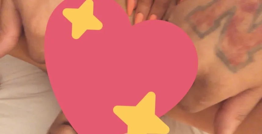 OnlyFans cuenta youngwhitethot header 2