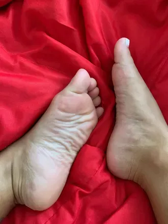 OnlyFans cuenta myfootyourlover avatar 1