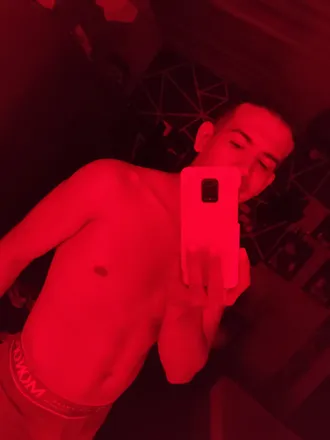 OnlyFans cuenta u169067945 header 2