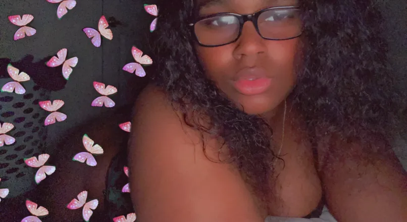 OnlyFans cuenta illnanaa088 header 2