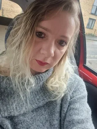 OnlyFans cuenta findingmyself.at40 avatar 1