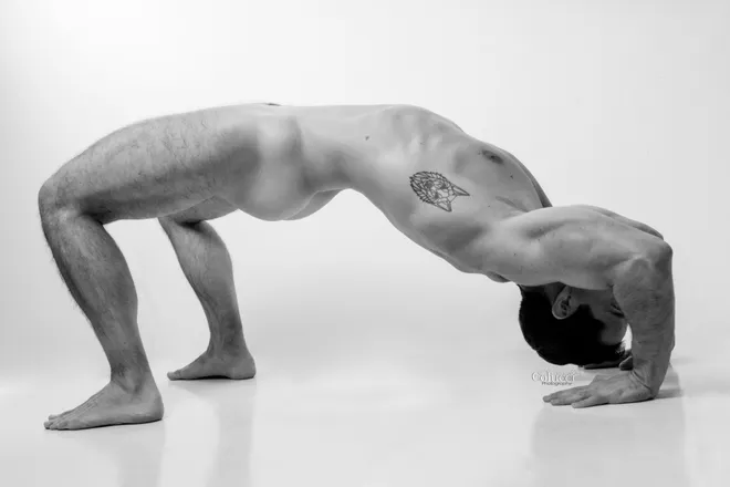 OnlyFans account  mirco.lupo.nudo header 2