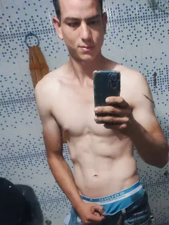 OnlyFans cuenta ulises220698 avatar 1