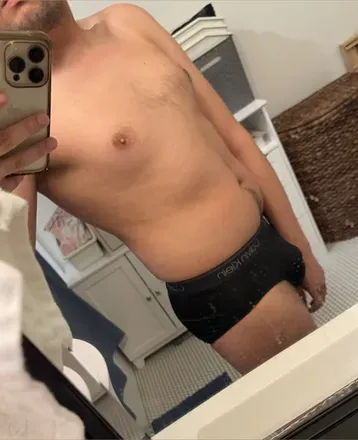 OnlyFans cuenta horniboi1221 avatar 1
