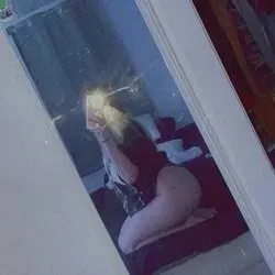 OnlyFans cuenta nottyoogurrl avatar 1