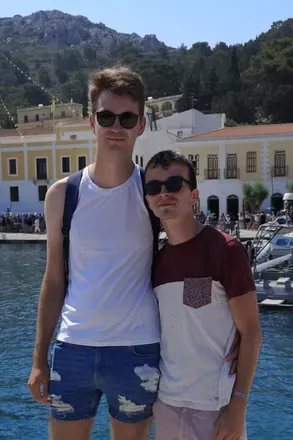OnlyFans account  youngcouplegay avatar 1