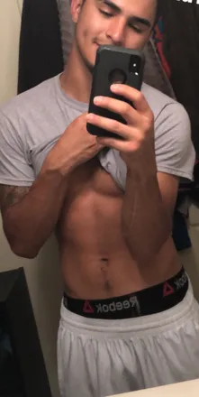 OnlyFans cuenta papi_santi header 2