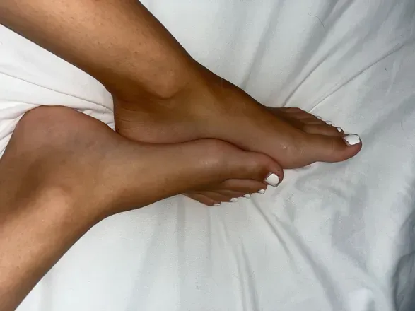 OnlyFans cuenta yourfavfeet28 avatar 1