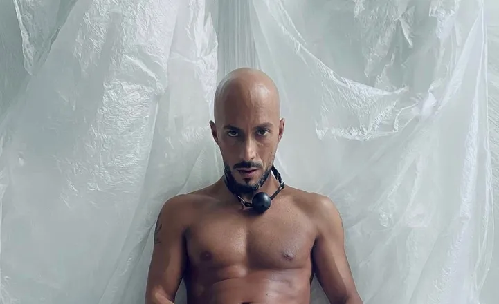 OnlyFans account  linsaziabileromantico header 2