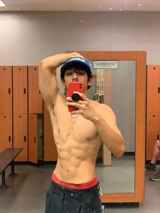 OnlyFans account  cloudedcurls avatar 1