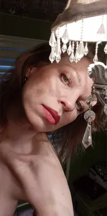 OnlyFans cuenta goldenpinupgal avatar 1