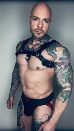 OnlyFans account  blueeyesxxl avatar 1