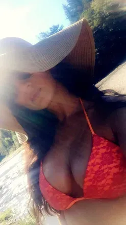 OnlyFans account  missroxyann avatar 1