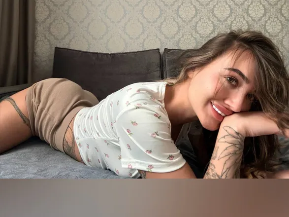 OnlyFans cuenta catherine_sins header 2
