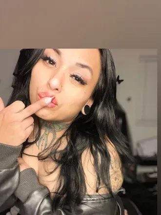 OnlyFans cuenta tiny_lyss_74 header 2