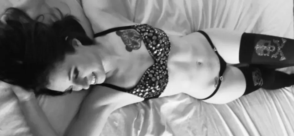 OnlyFans cuenta indicamonroe1996 header 2