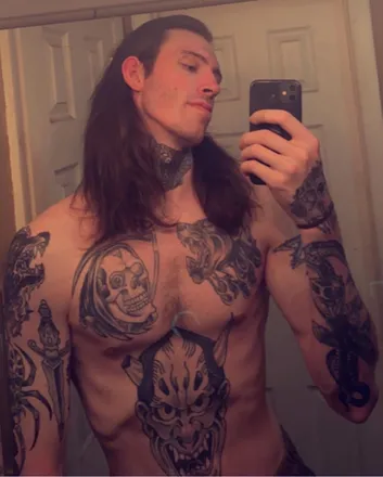 OnlyFans cuenta gvthvampyre666 avatar 1
