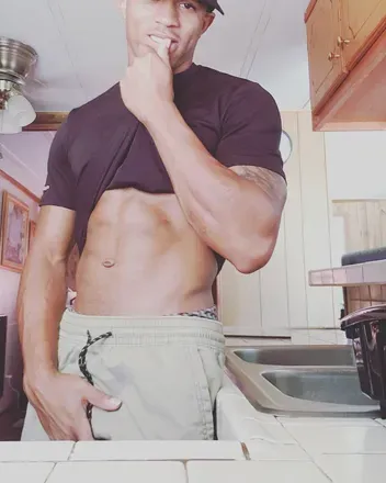 OnlyFans cuenta kingjulian2 avatar 1