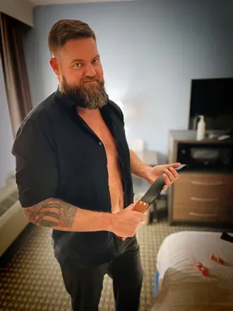 OnlyFans account  dickofvalhalla avatar 1