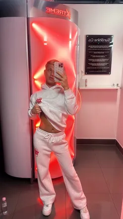OnlyFans cuenta kgolden02 header 2