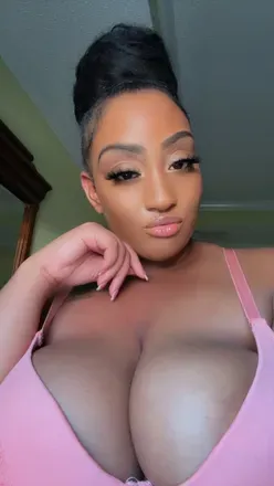 OnlyFans cuenta prettypaidlala avatar 1