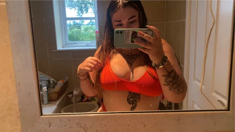 OnlyFans cuenta u206568760 header 2