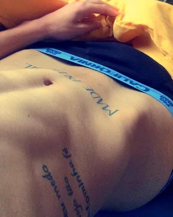 OnlyFans cuenta guitatuado header 2